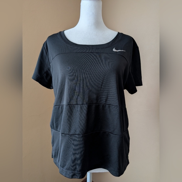 Nike Dri-FIT Women's Running Top - Picture 4 of 11